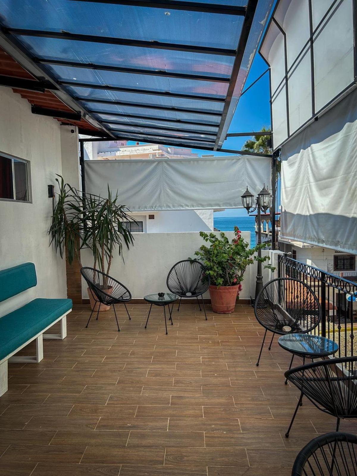Spartacus Hostel Boutique For Men Puerto Vallarta Exterior foto